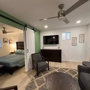Apartment 23 Chelsea Place On The Park