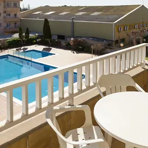 sistach-rentals-apartaments-sol.catalonia-hotels.com/